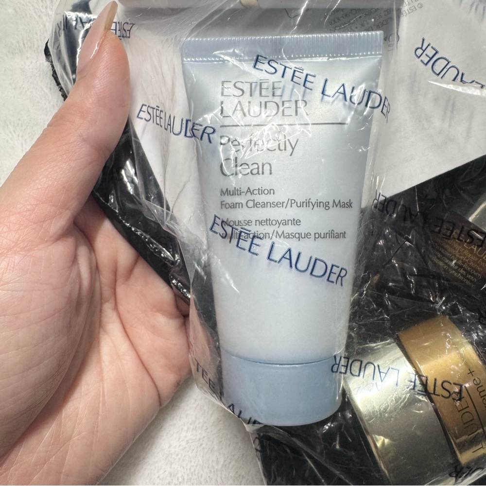 Estee Lauder 6 Pc Gift Set Revitalizing Supreme Creme, Serum, Eye Care, Lipstick - Picture 9 of 13